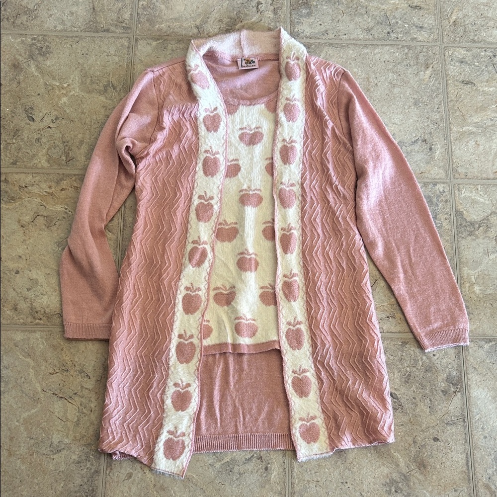 Vintage Women's Pink Open-Front Cardigan Sweater Shirt with Apple Motif